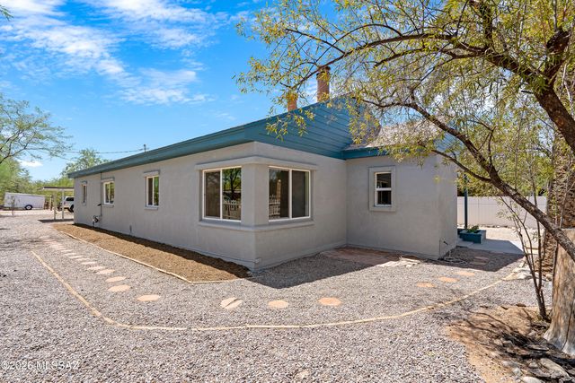 3150 E Presidio Road, Tucson, AZ 85716
