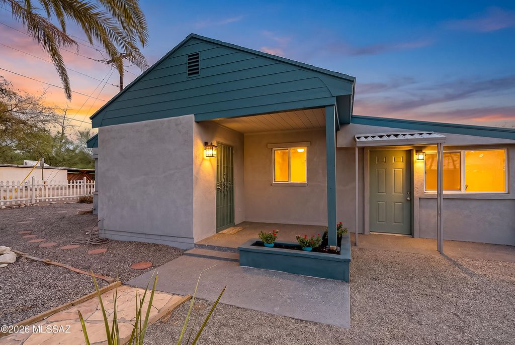 3150 E Presidio Road, Tucson, AZ 85716