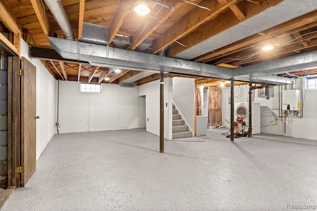 1562 Hollywood Street, Dearborn, MI 48124