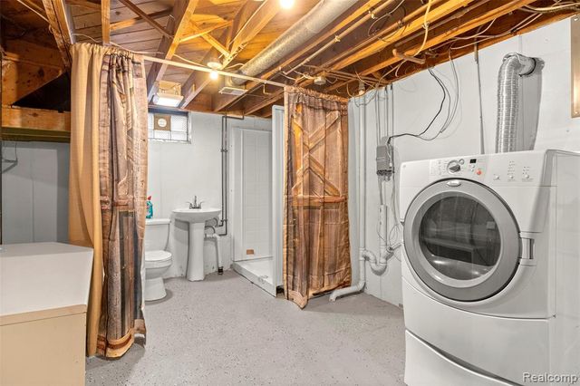 1562 Hollywood Street, Dearborn, MI 48124