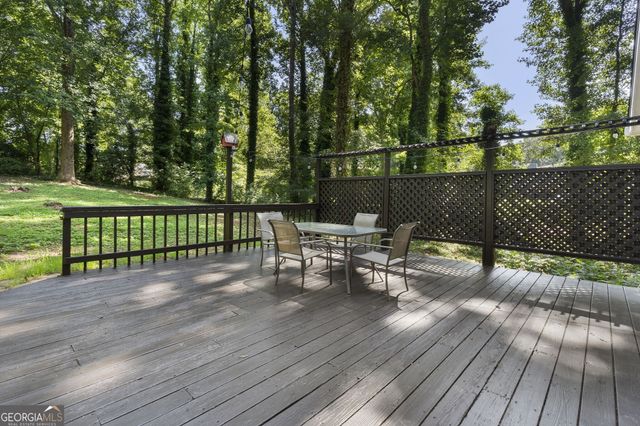 109 Toonigh Court, Woodstock, GA 30188