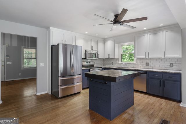 109 Toonigh Court, Woodstock, GA 30188