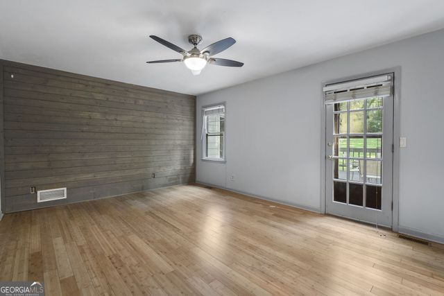 109 Toonigh Court, Woodstock, GA 30188