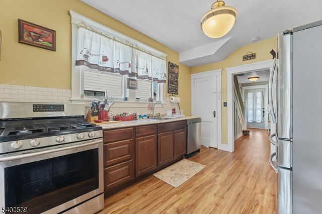 405 Madison Ave, Dunellen Boro, NJ 08812