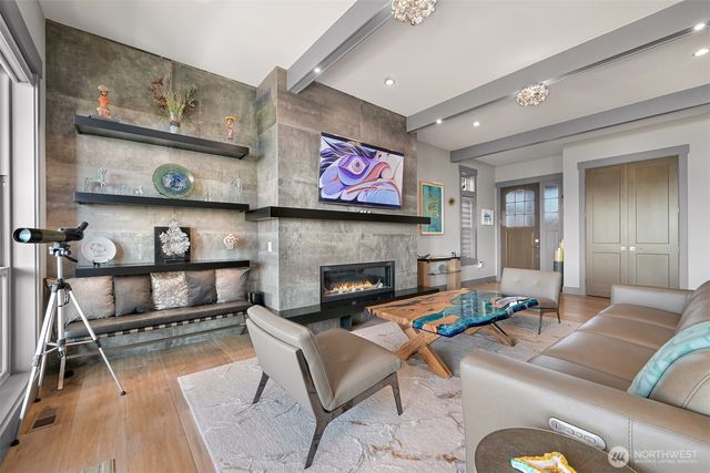 9427 Turnstone Lane, Blaine, WA 98230