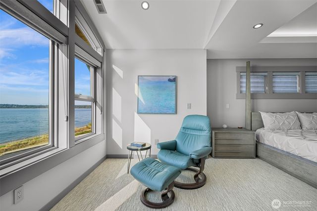 9427 Turnstone Lane, Blaine, WA 98230