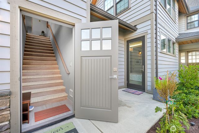 9427 Turnstone Lane, Blaine, WA 98230