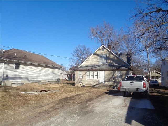 1918 S Elm Street, Pittsburg, KS 66762