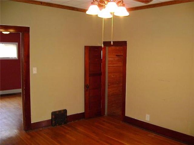 1918 S Elm Street, Pittsburg, KS 66762