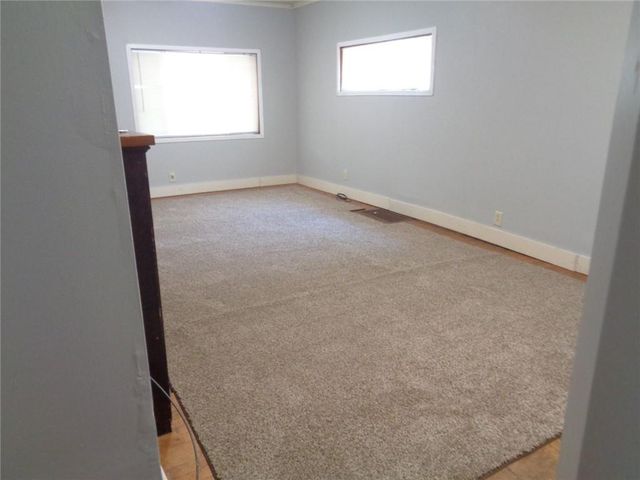 1918 S Elm Street, Pittsburg, KS 66762