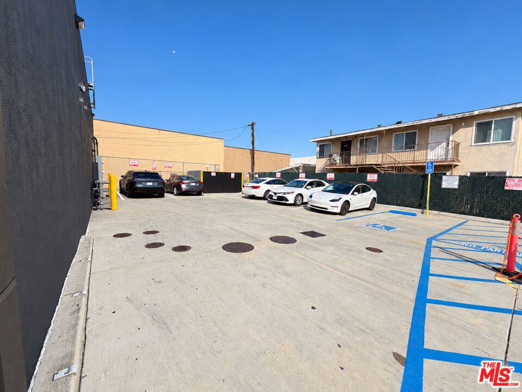 1903 PACIFIC COAST Highway, Lomita, CA 90717 — exterior