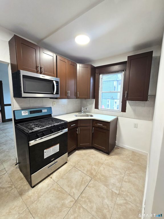 203 Cooke Street, Waterbury, CT 06710