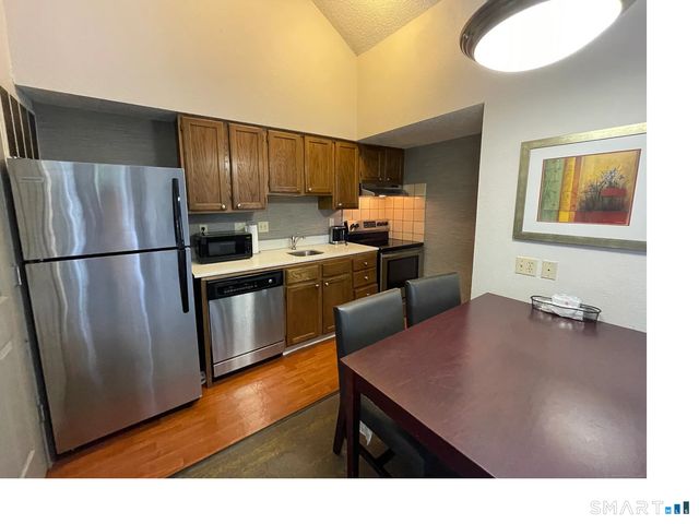 3 Longwharf Drive 120, New Haven, CT 06511