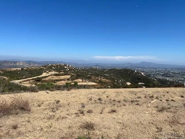 2402 WOODLAND HEIGHTS GLEN, Escondido, CA 92026