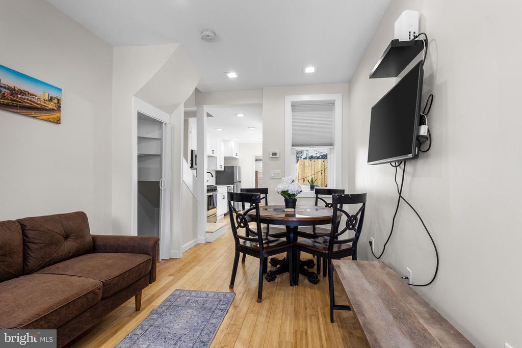 Image 5 of property listing at 1310 GOUGH ST, Baltimore, MD 21231