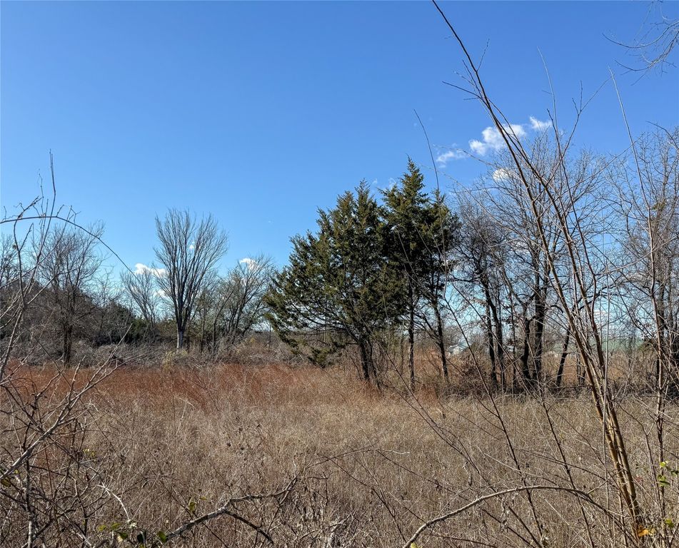 110 Weeks Road, Cleburne, TX 76031