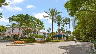 3245 NE 184th St 13213, Aventura, FL 33160