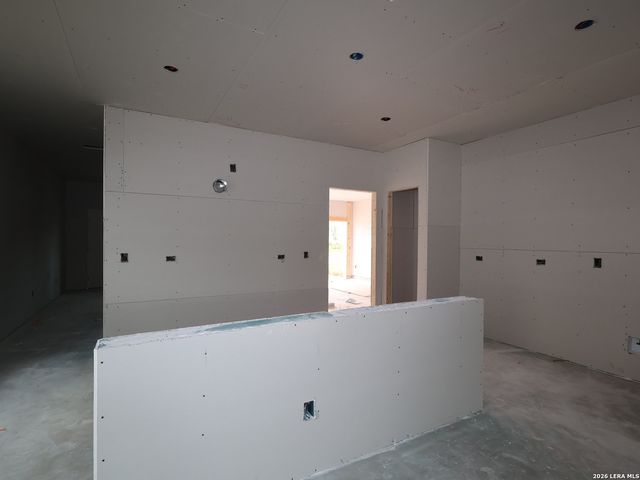 10435 White Hart Lane, Converse, TX 78109