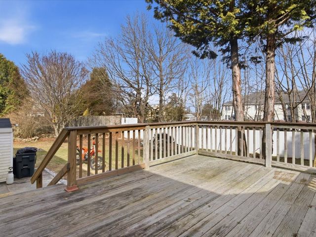 21 North Drive, Westerly, RI 02891