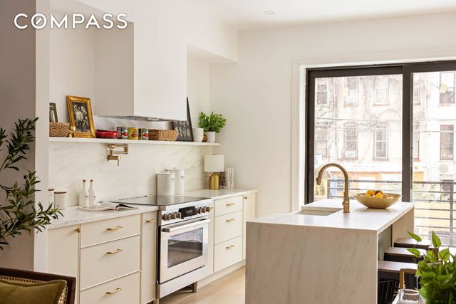 819 Greene Avenue, New York City, NY 11221