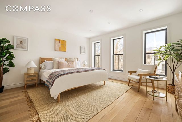 819 Greene Avenue, New York City, NY 11221