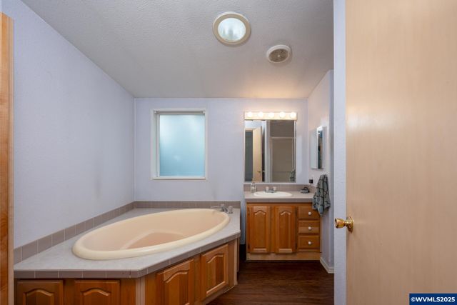 1503 N Hayden Island Dr 96, Portland, OR 97217