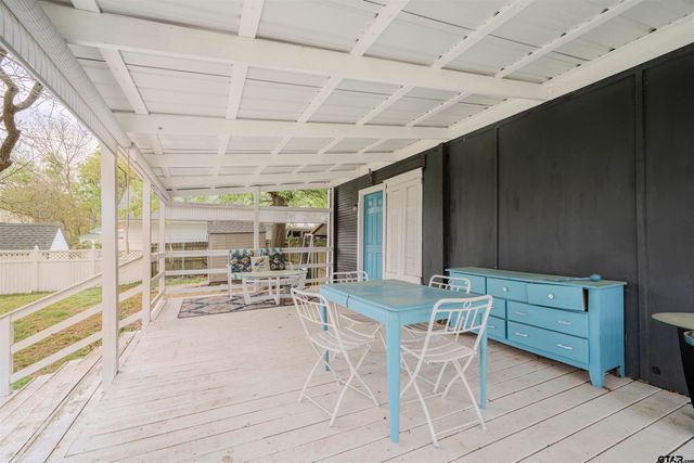 310 W Elm, Winnsboro, TX 75494