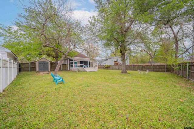 310 W Elm, Winnsboro, TX 75494