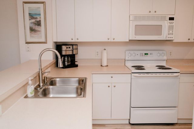 5762 SABAL TRACE DRIVE 203, North Port, FL 34287