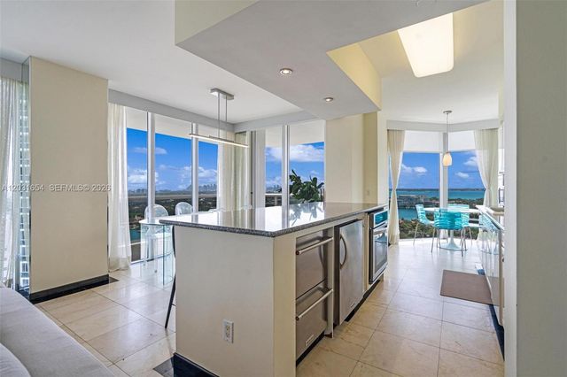 4779 Collins Avenue 2305, Miami Beach, FL 33140