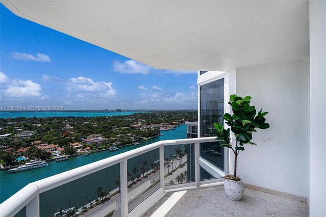 4779 Collins Avenue 2305, Miami Beach, FL 33140
