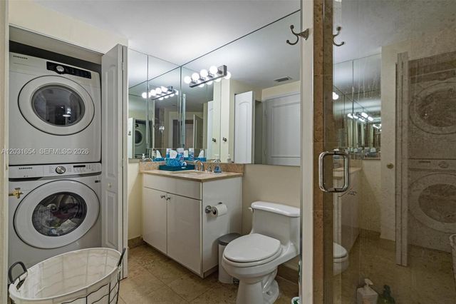 4779 Collins Avenue 2305, Miami Beach, FL 33140