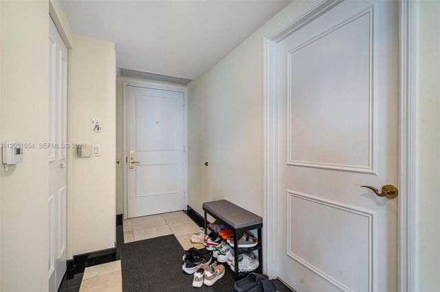 4779 Collins Avenue 2305, Miami Beach, FL 33140
