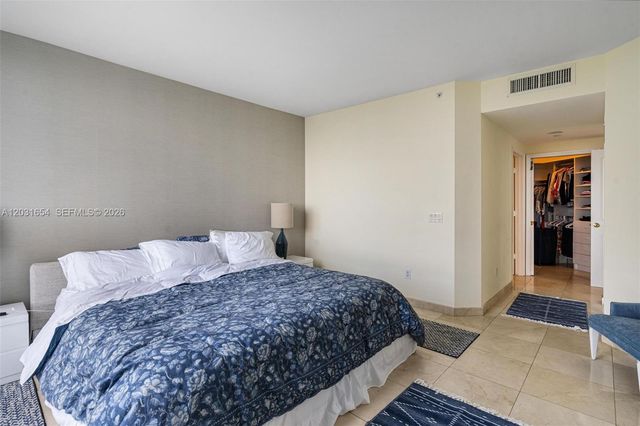 4779 Collins Avenue 2305, Miami Beach, FL 33140