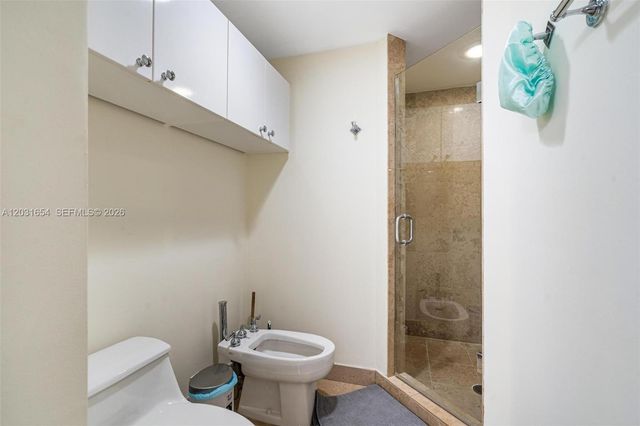 4779 Collins Avenue 2305, Miami Beach, FL 33140