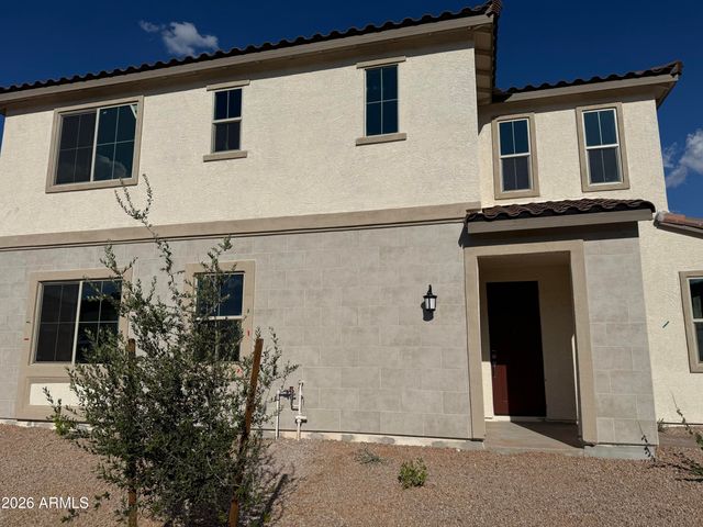 2255 S Swan Court, Gilbert, AZ 85295