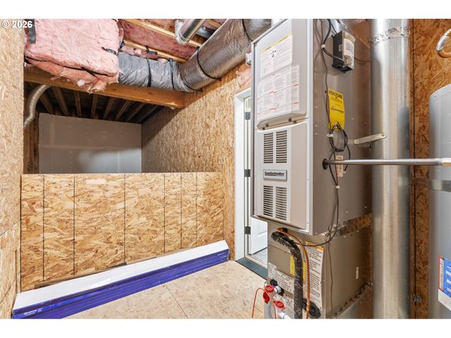 4936 Sw SLAVIN Rd, Portland, OR 97239