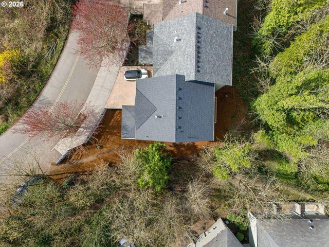 4936 Sw SLAVIN Rd, Portland, OR 97239