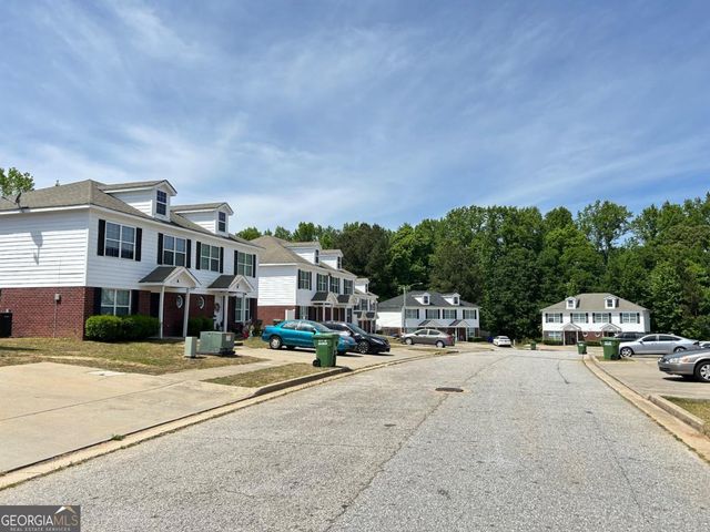 630 Mill Stone Bluff B, Monroe, GA 30655
