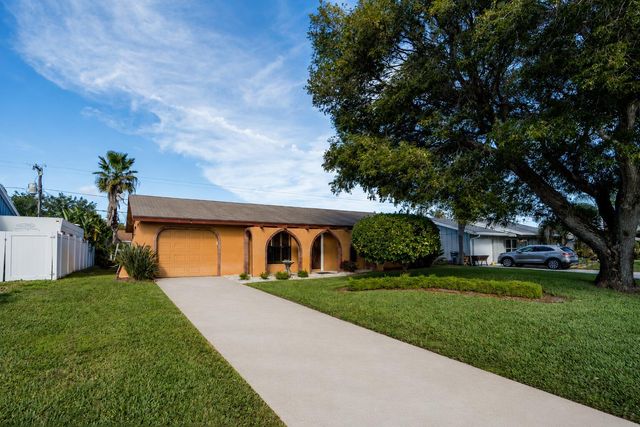 3753 Coelebs Avenue, Boynton Beach, FL 33436