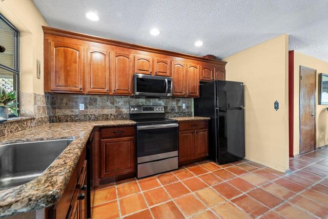 3753 Coelebs Avenue, Boynton Beach, FL 33436