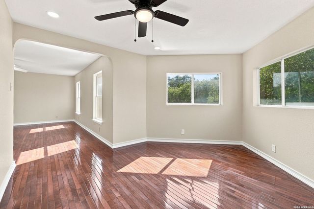 4215 Lakebend West Dr, San Antonio, TX 78244