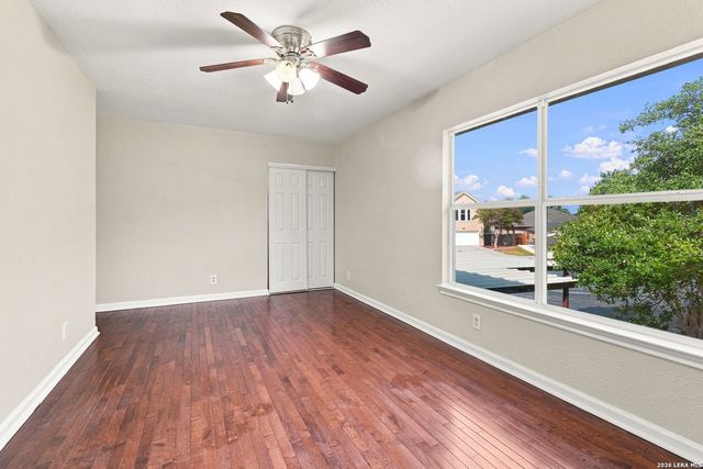 4215 Lakebend West Dr, San Antonio, TX 78244