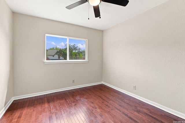 4215 Lakebend West Dr, San Antonio, TX 78244