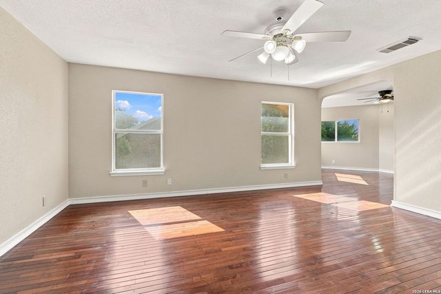 4215 Lakebend West Dr, San Antonio, TX 78244