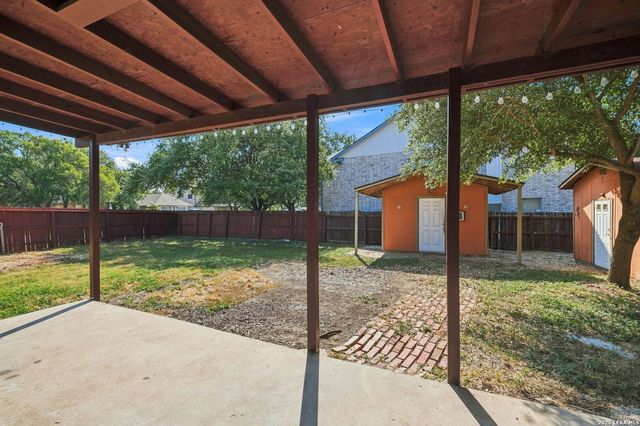 4215 Lakebend West Dr, San Antonio, TX 78244