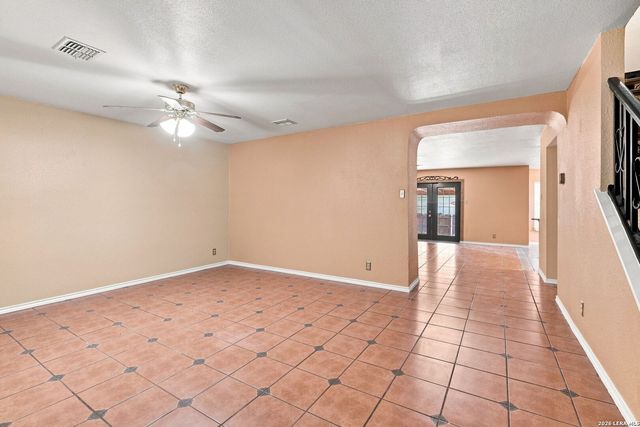 4215 Lakebend West Dr, San Antonio, TX 78244