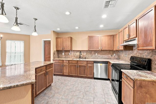 4215 Lakebend West Dr, San Antonio, TX 78244