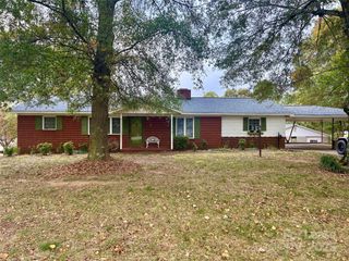 234 Alf Hoover Road, Lincolnton, NC 28092