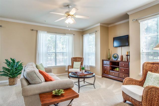 10221 Centrepark Drive A622, Houston, TX 77043